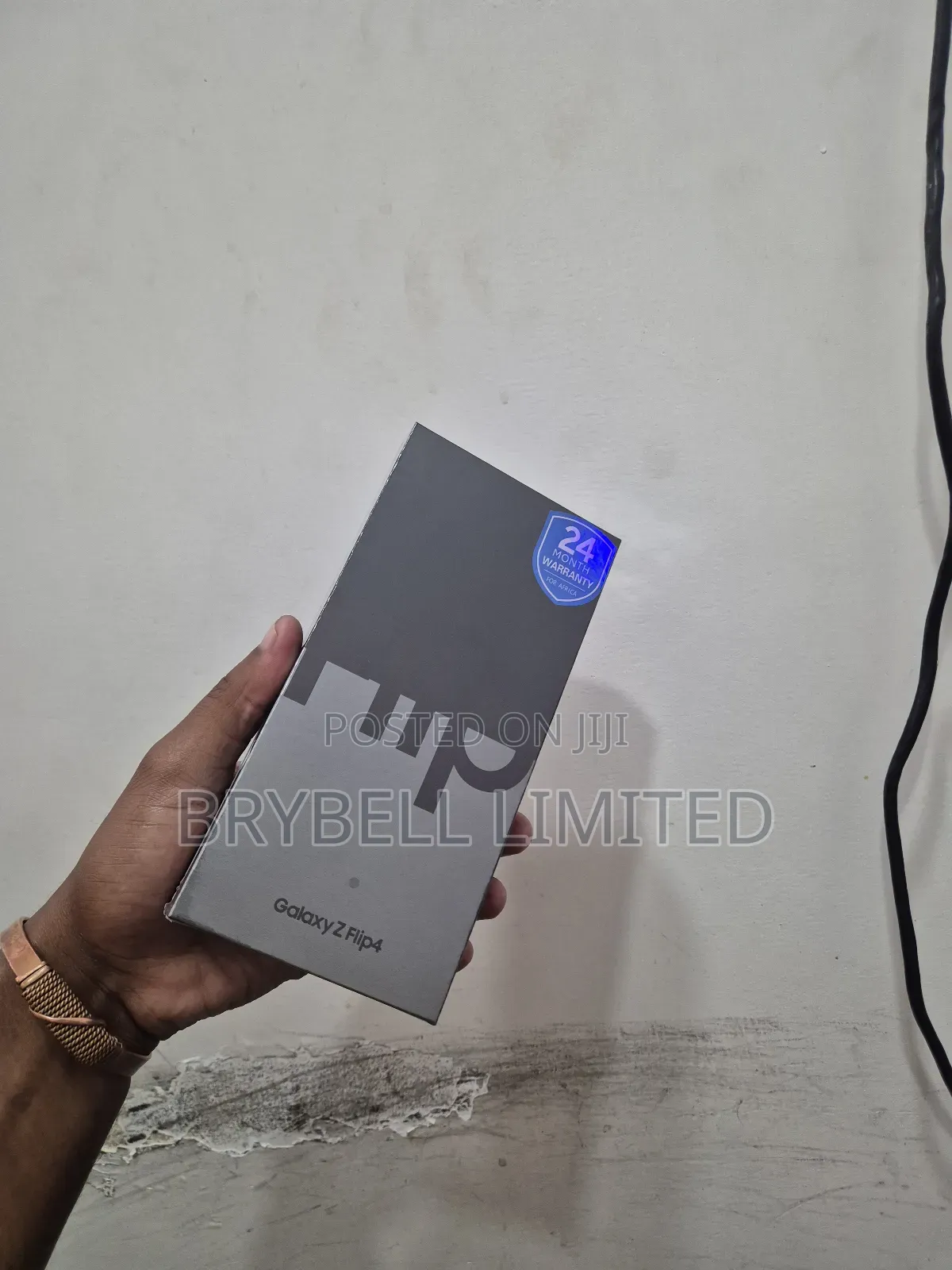 New Samsung Galaxy Z Flip4 256 GB Purple
