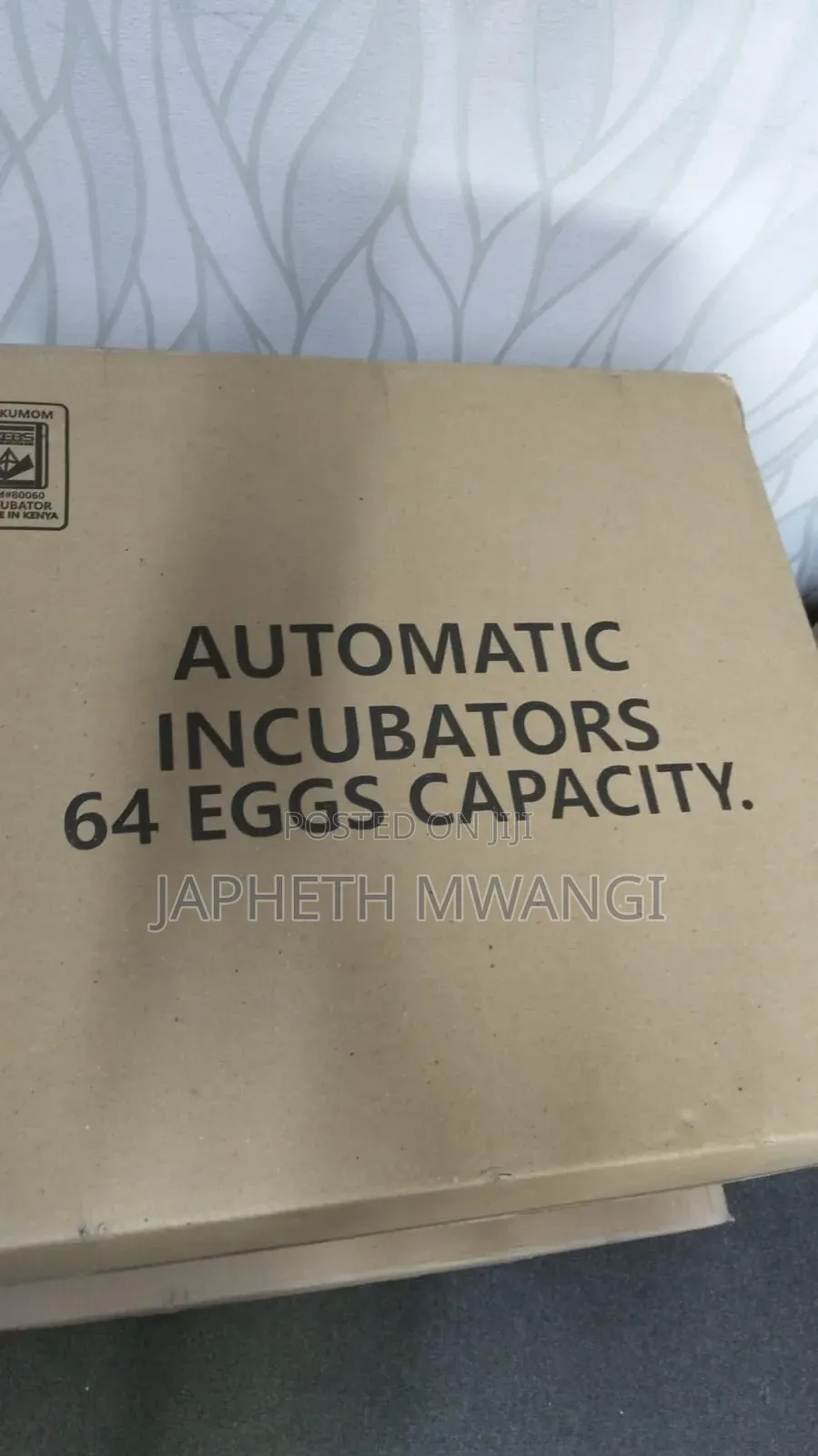 64 Eggs Incubators Machines