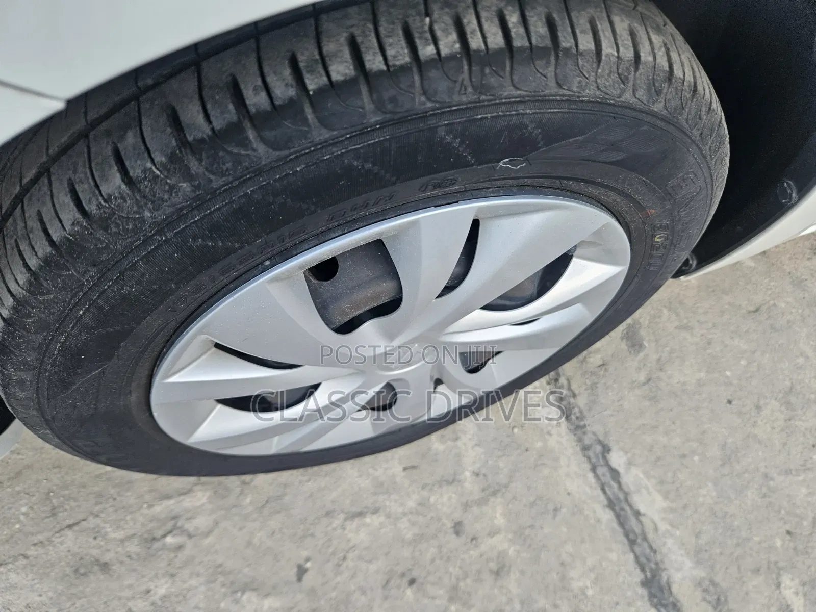 Suzuki Swift 2019 White