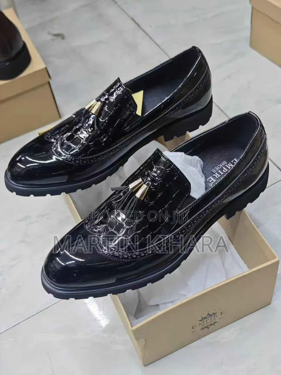 Tassel Men Wetlook Officials