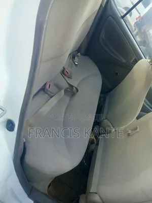 Toyota Platz 2005 White