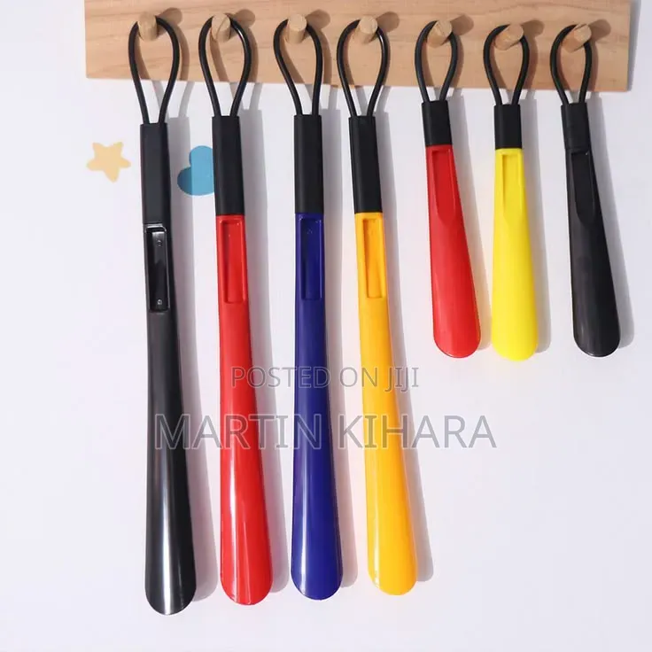 Long Shoe Horn