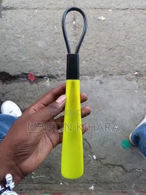Short Shoe Horns
