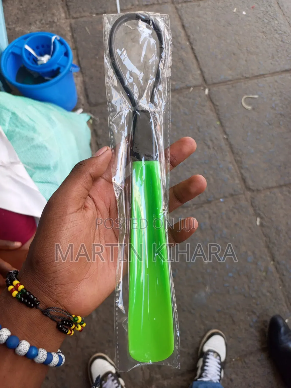 Short Shoe Horns