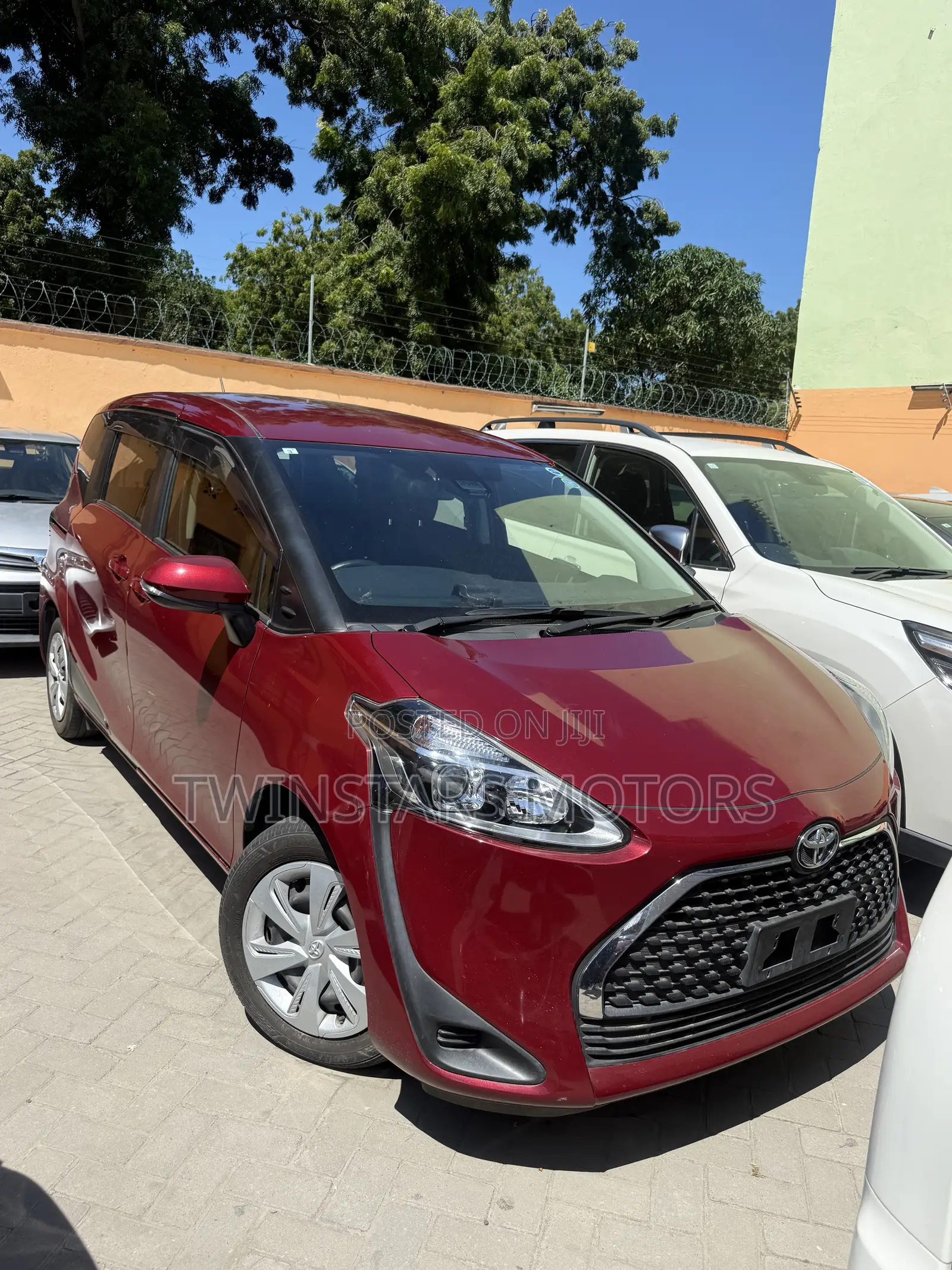 Daihatsu Move 2019 Blue