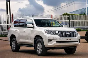 Toyota Land Cruiser Prado 2.8 2018 Pearl