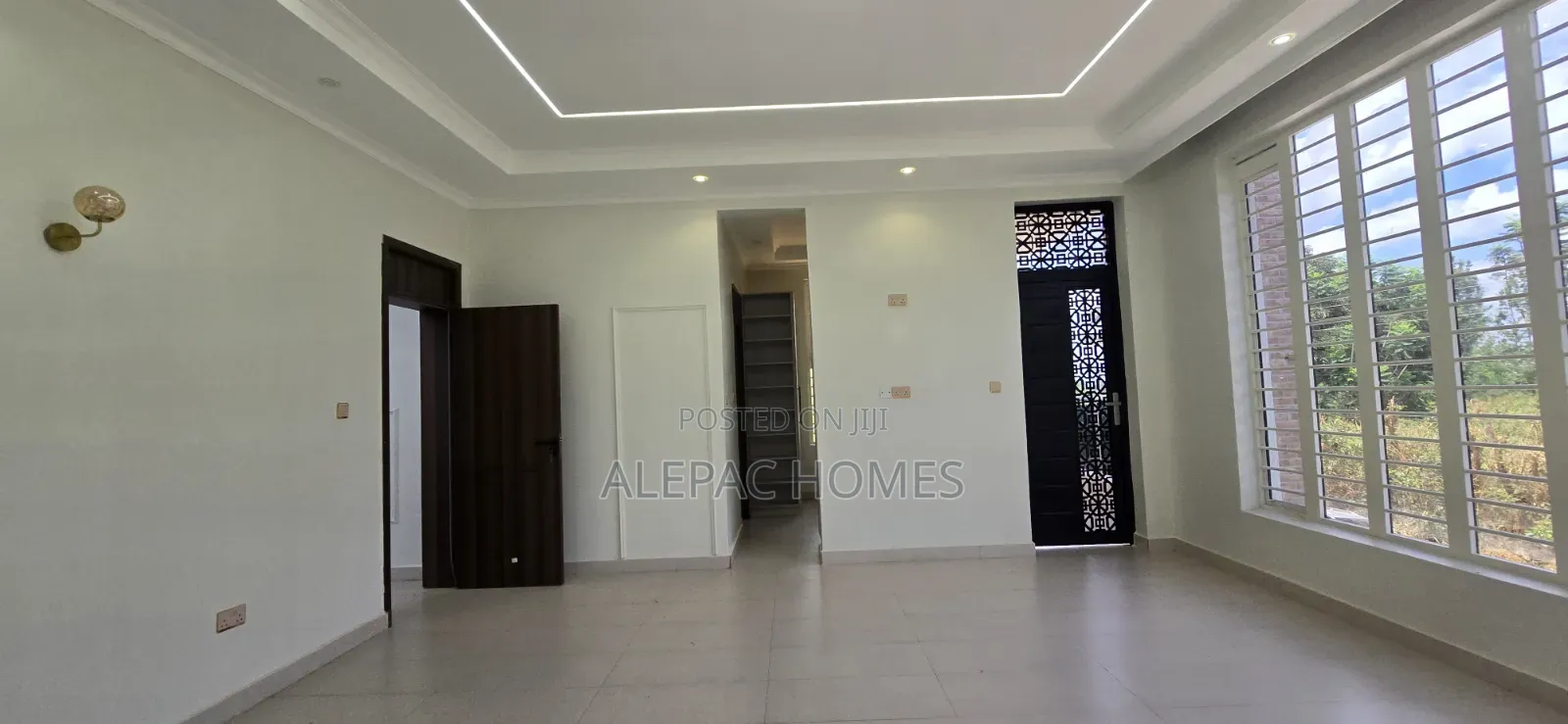 4bdrm House in Mugutha, Kamakis for sale