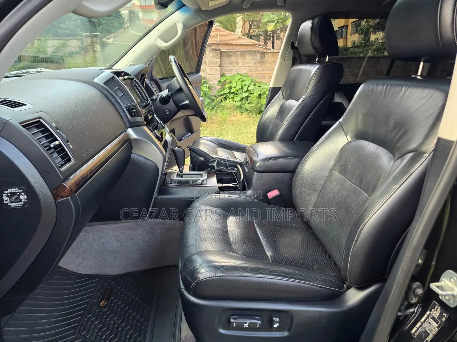 Toyota Land Cruiser 4.5 V8 VXR 2015 Black
