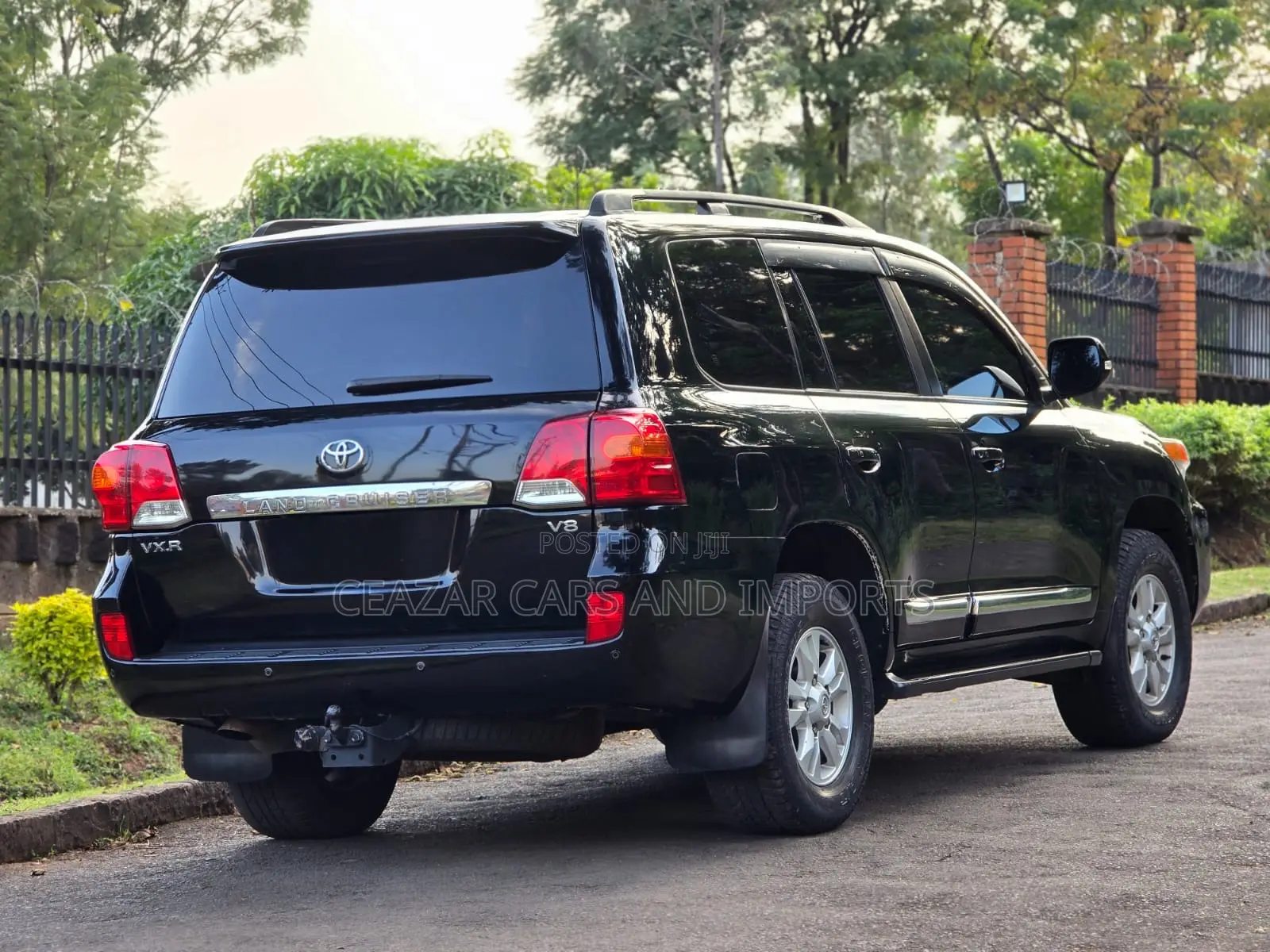 Toyota Land Cruiser 4.5 V8 VXR 2015 Black