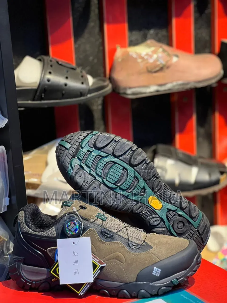 Columbia Men Sneakers (Size 40-45)