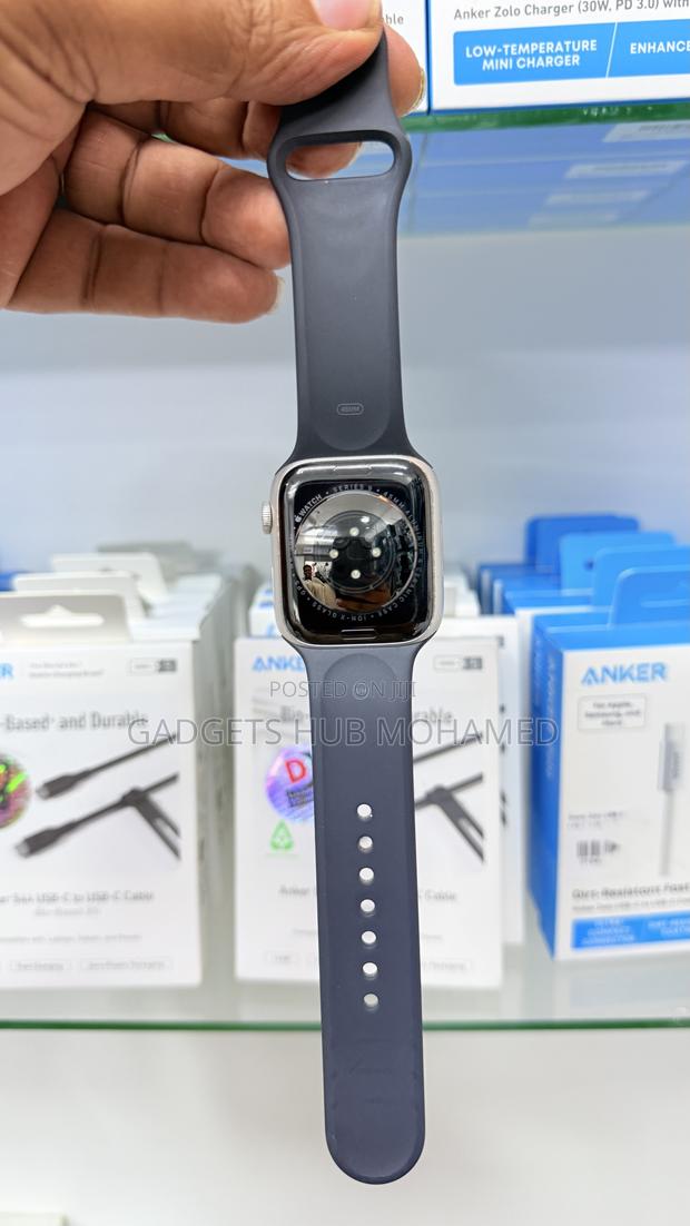 Apple Watch Series 9 45mm - thumbnail 3