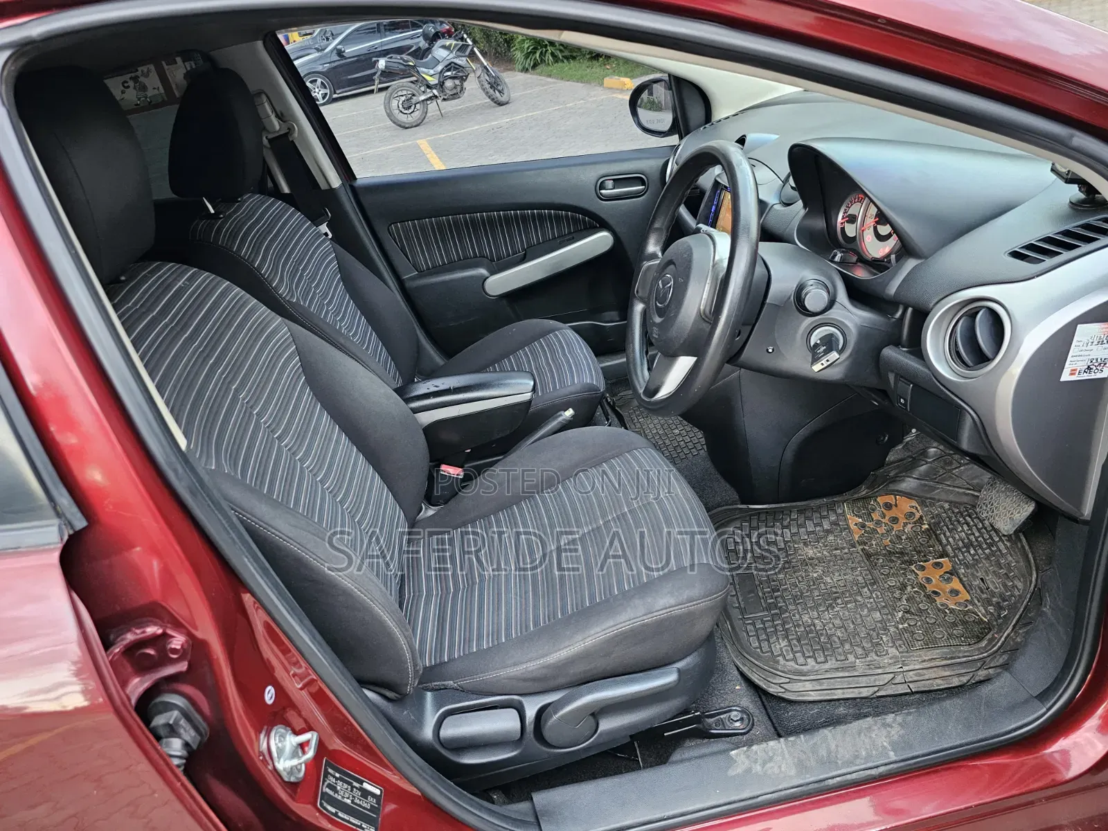 Mazda Demio 2011 Red
