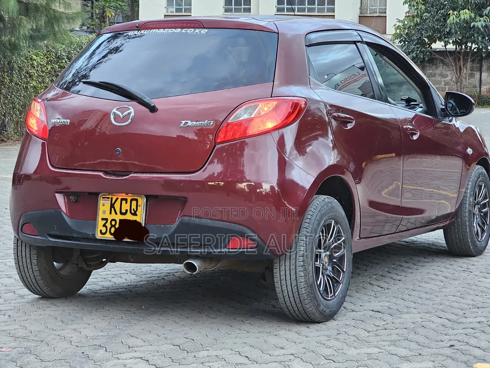 Mazda Demio 2011 Red