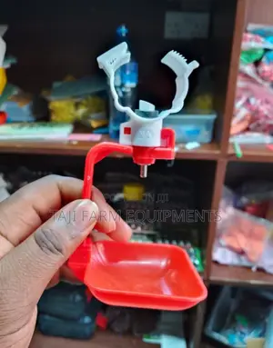 Single Cap Chicken Automatic Drinkers