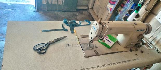 Sewing Machine - main view