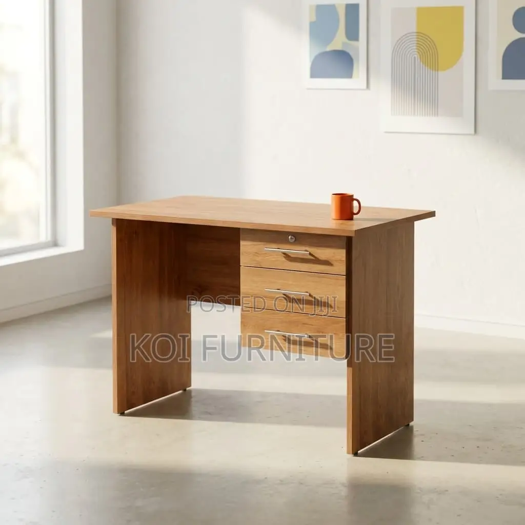 Office Desk : 1.2m Walnut Office Desk With a Lockable Drawer