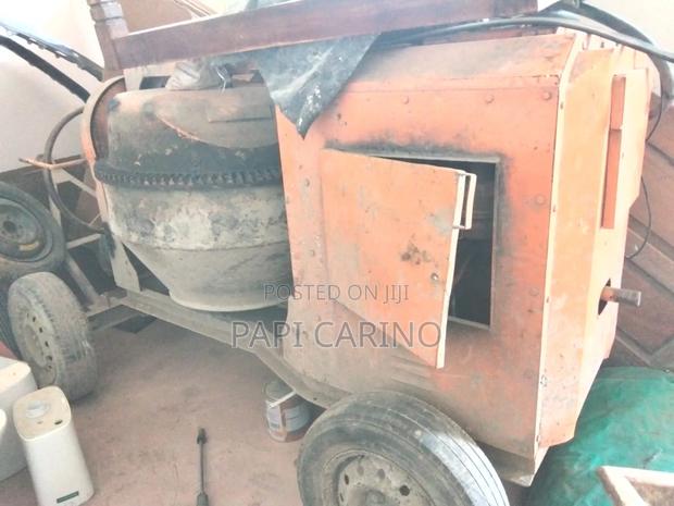 Heavy-Duty Concrete Mixer Machine Available - thumbnail 2