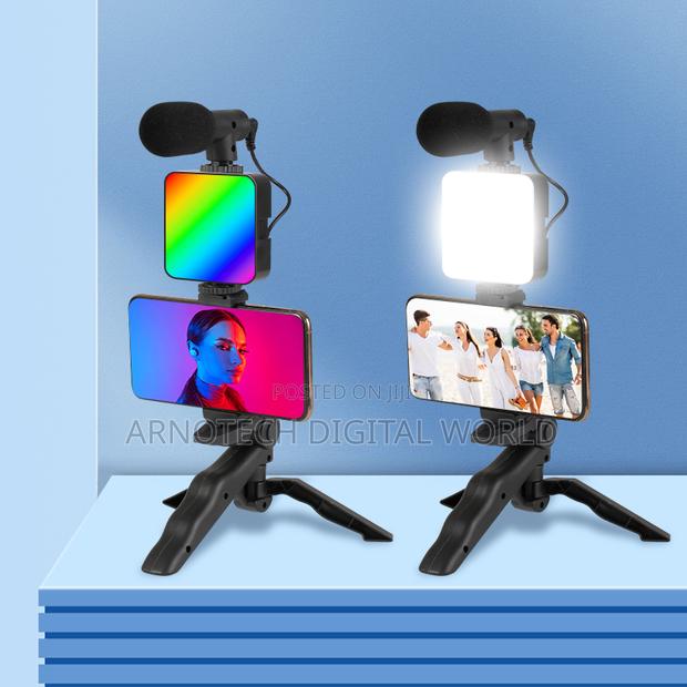 Ay-49 Rgb Vlogging Kit With Mic Tripod Remote - thumbnail 4