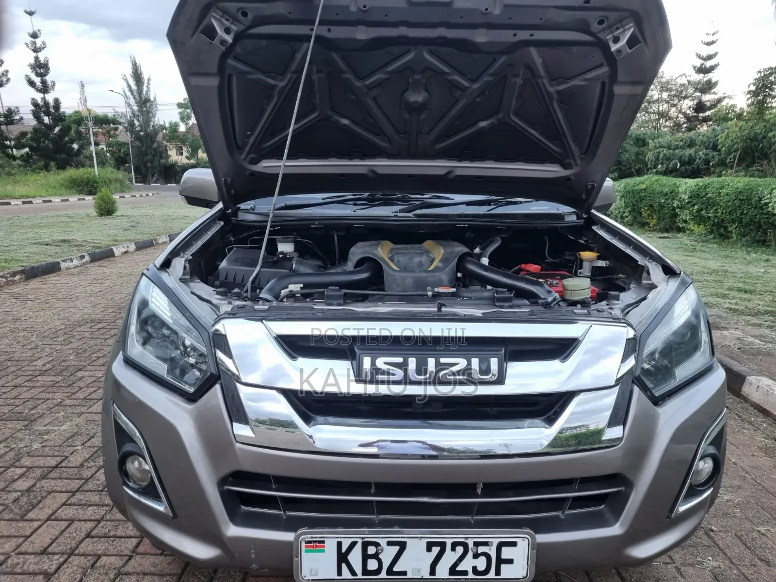 Isuzu D-MAX 2014 Gold