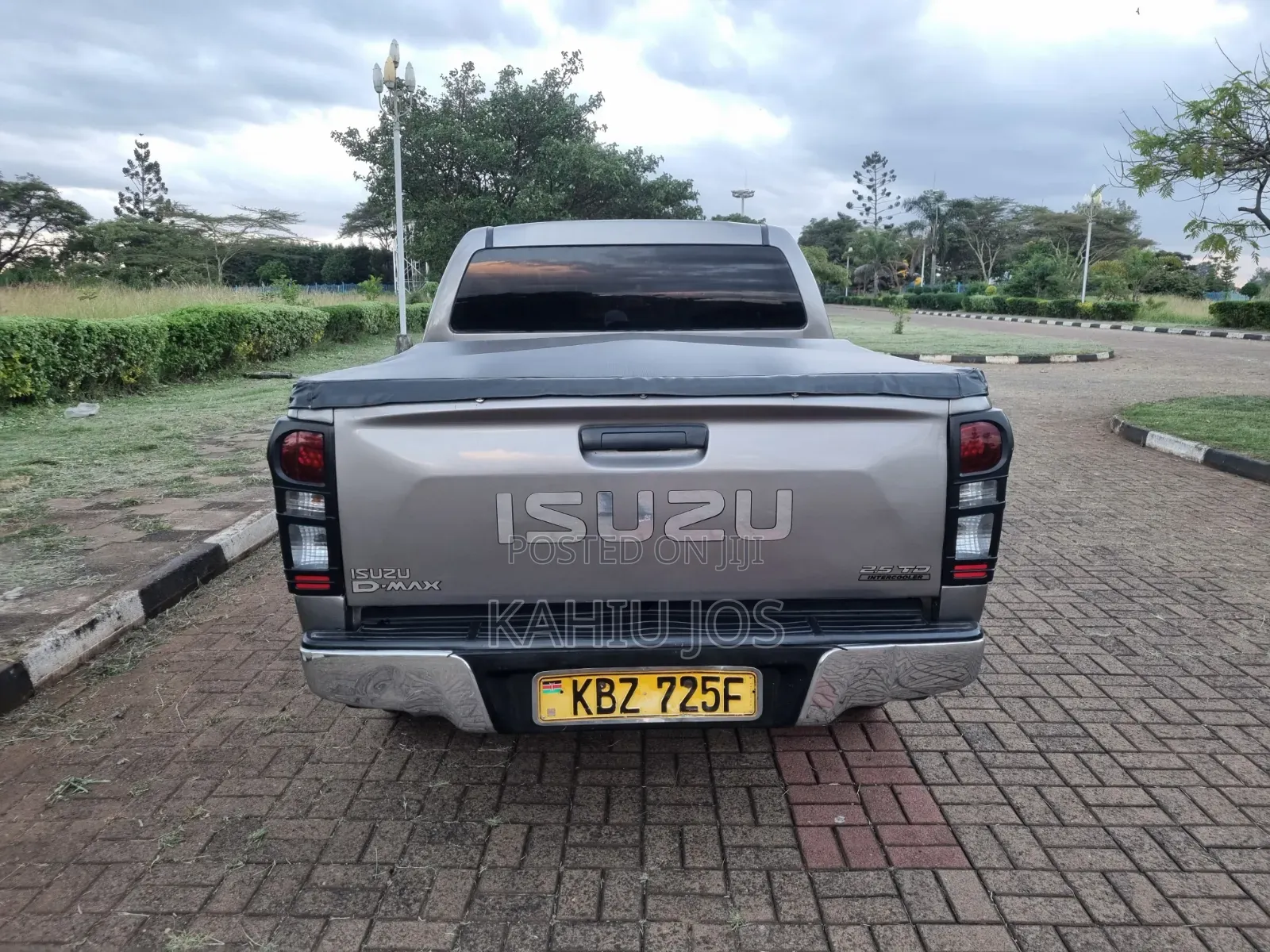 Isuzu D-MAX 2014 Gold