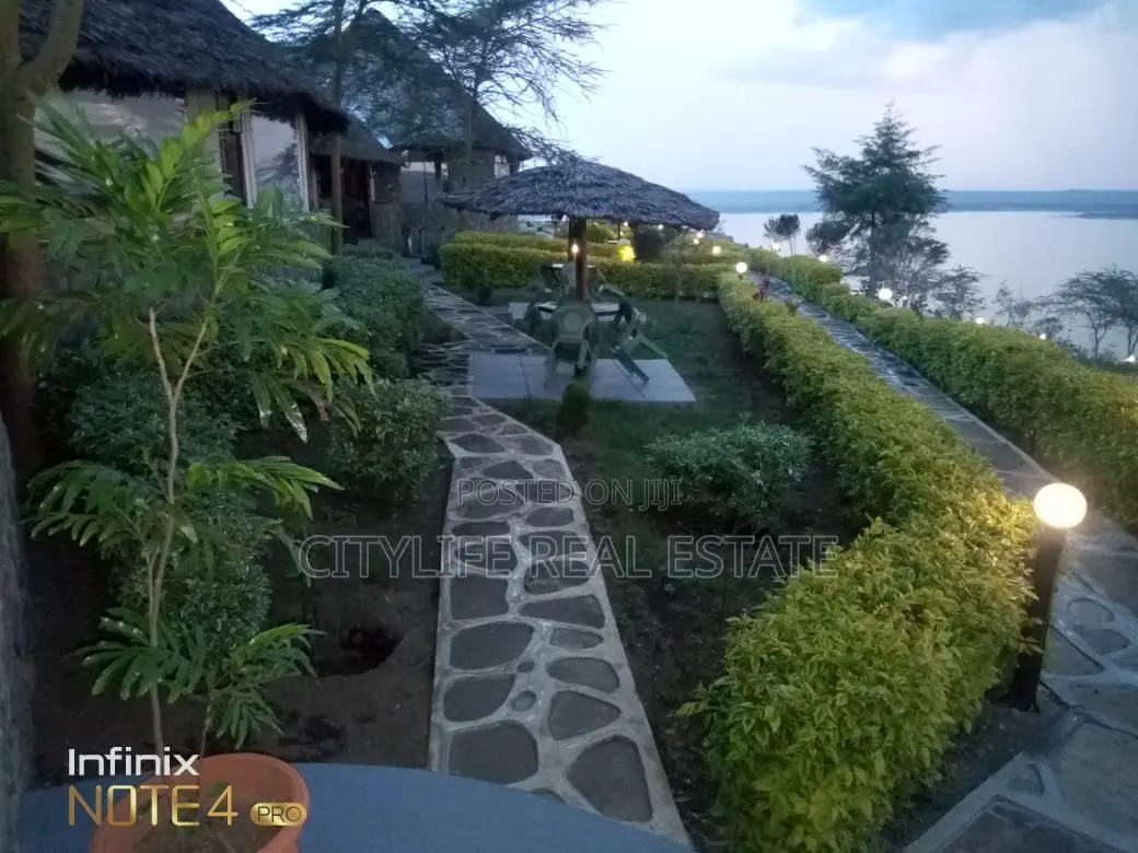 Non Operating Lodge/Hotel Seating on 5 Acre on the Top of a Hill