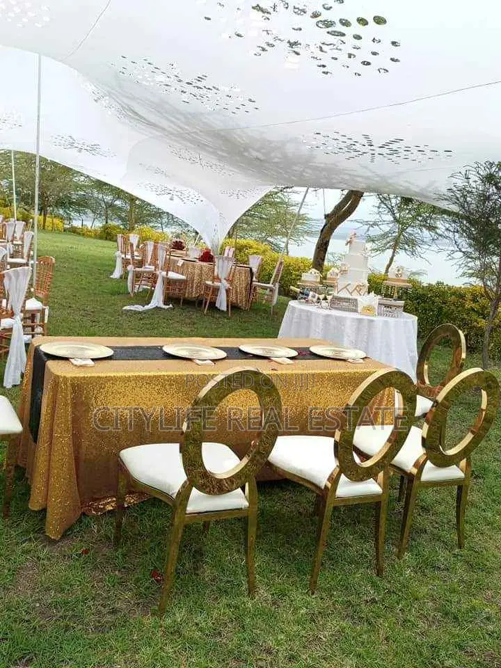 Non Operating Lodge/Hotel Seating on 5 Acre on the Top of a Hill