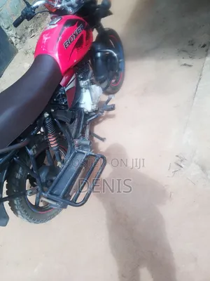 Bajaj Boxer 150 UG 2021 Red