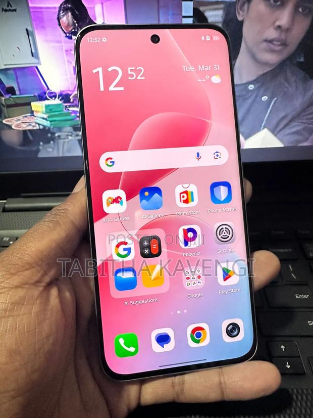 Infinix Hot 60 Pro+ 128 GB Silver - thumbnail 2