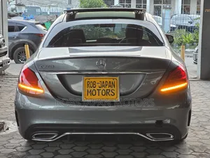 Mercedes-Benz C200 2020 Gray