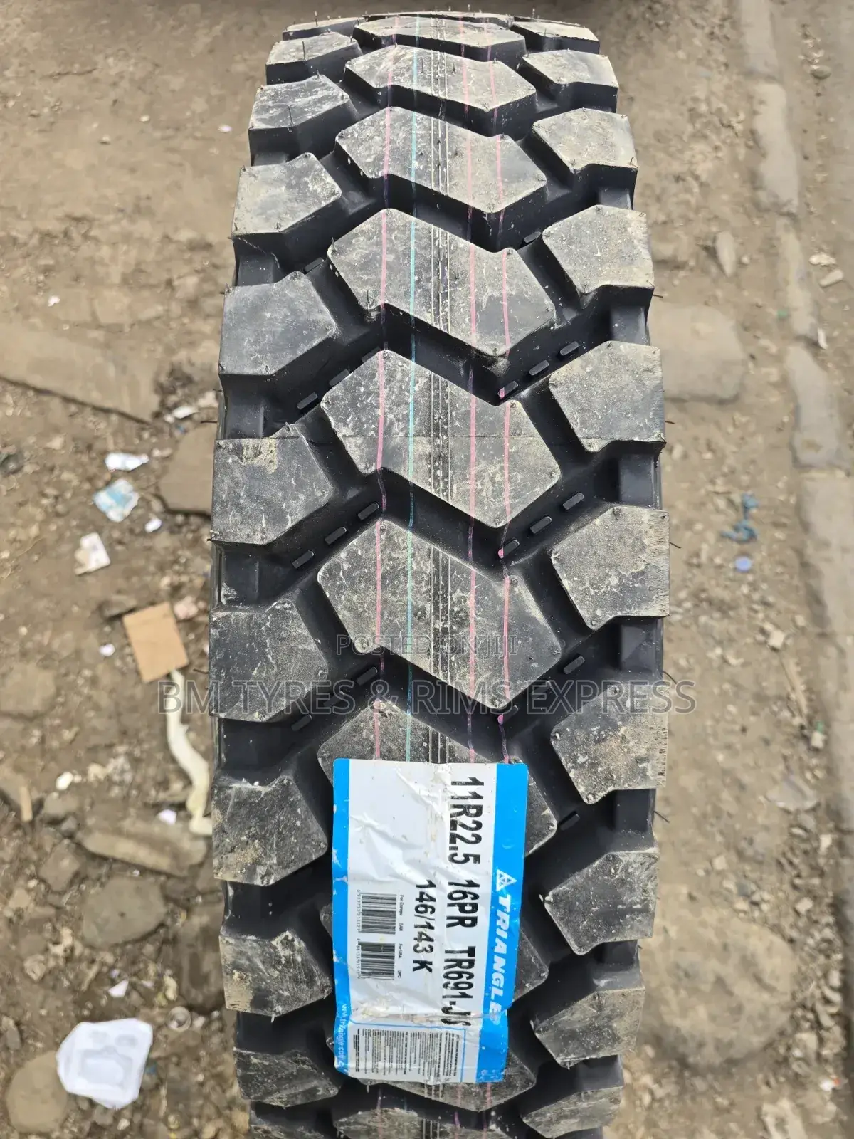 11 R22. 5 Triangle Tires (Diff)