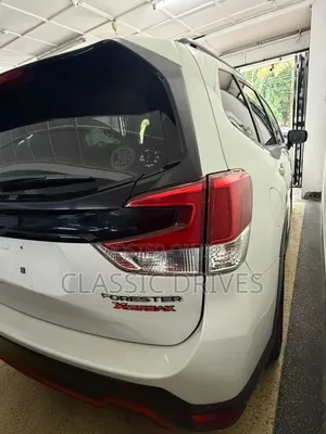 Subaru Forester 2019 White