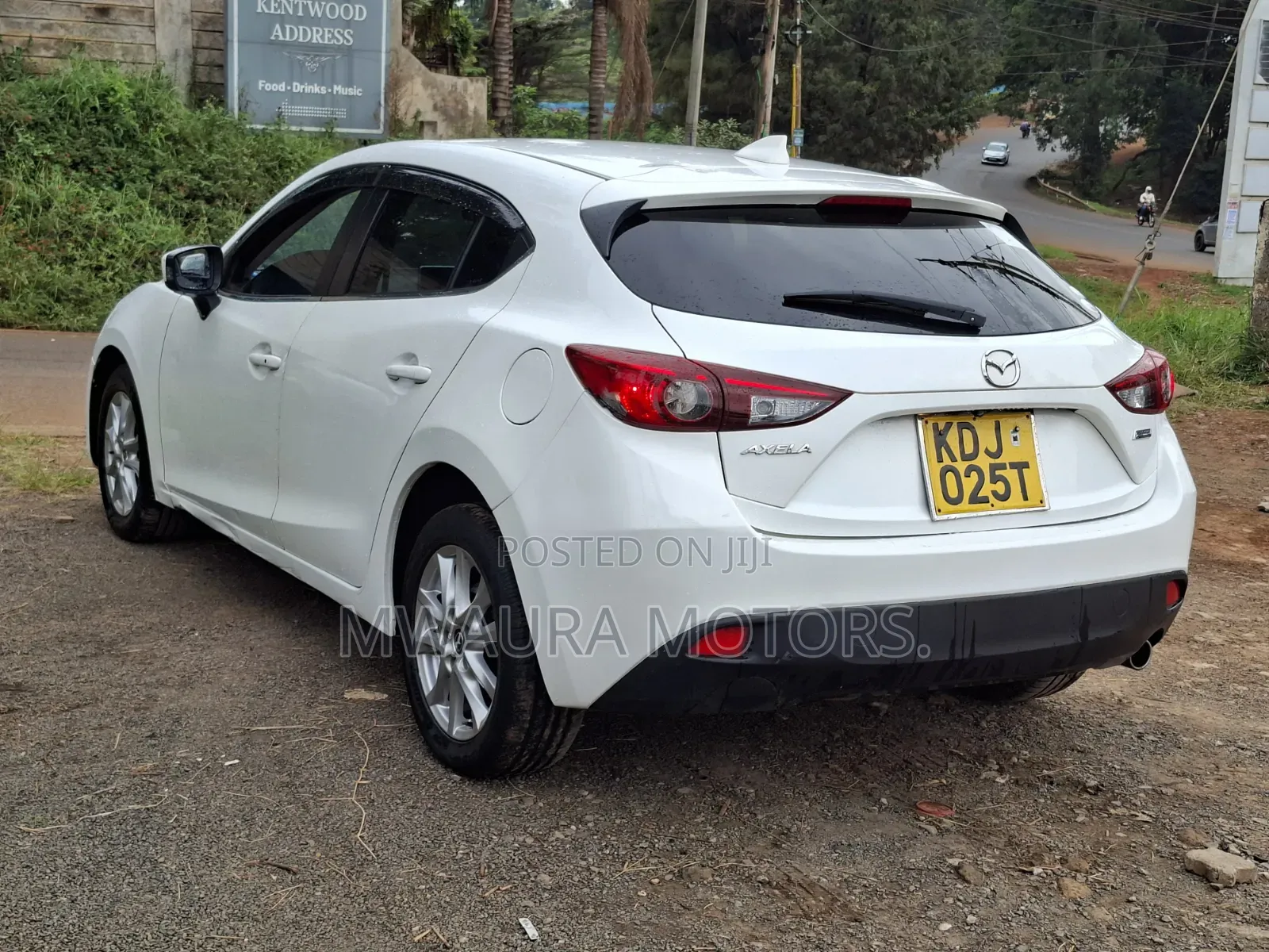Mazda Axela 2015 White
