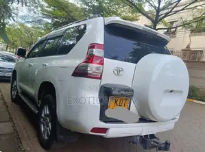 Toyota Land Cruiser Prado 3.0 TD 2012