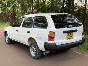Toyota Corolla 1998 White
