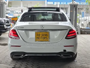 Mercedes-Benz E200 2019 White