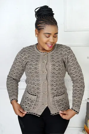 Ladies Multi-Colour Round Neck Sweaters