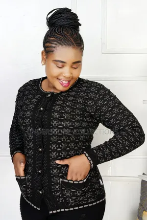 Ladies Multi-Colour Round Neck Sweaters