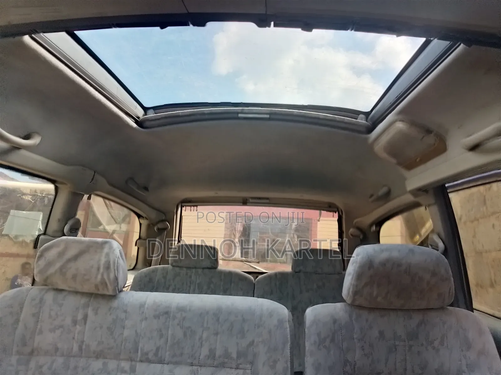 Toyota Estima 1997 Gray