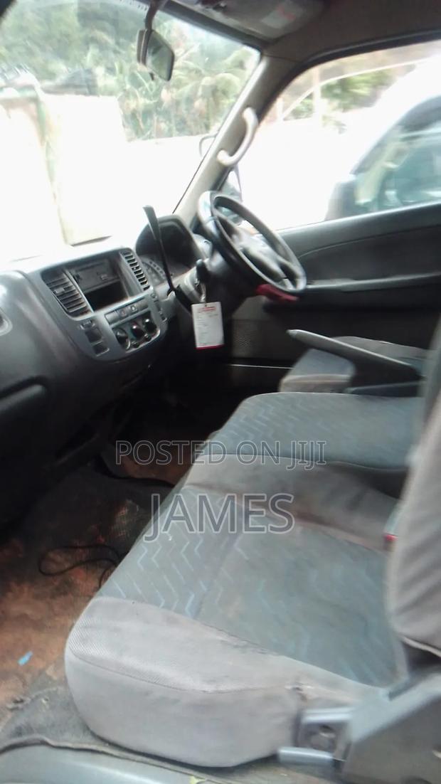 Nissan Caravan (Urvan) 2006 Grey - thumbnail 4