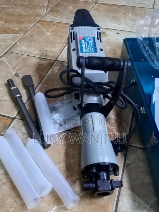 Meakida Demolisher/Demolishing Work Machine