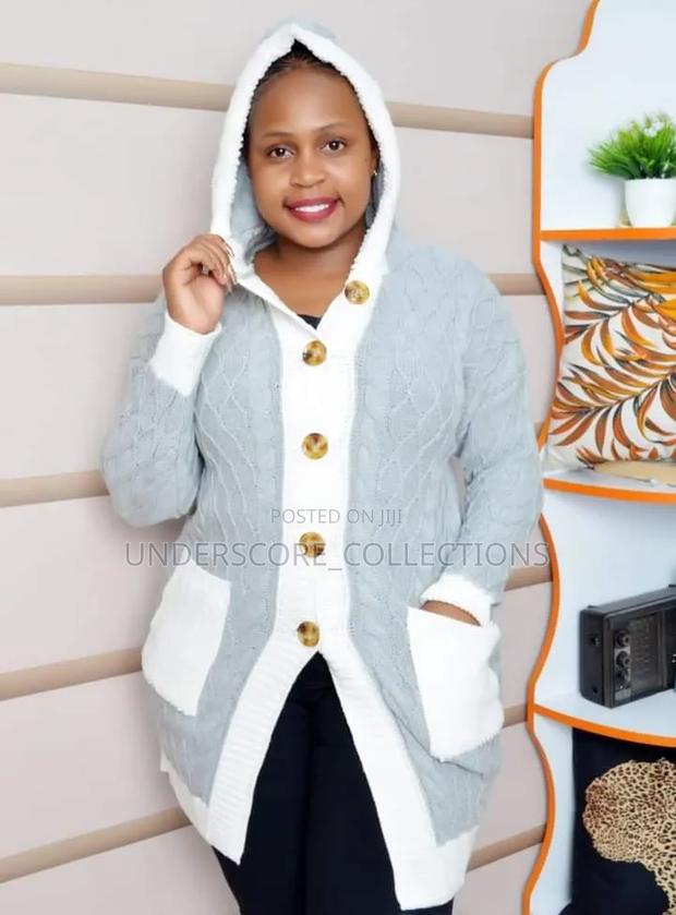 Ladies Hooded Double Colored With Pockets - thumbnail 2