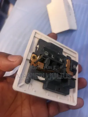 Non-Standard Single Socket
