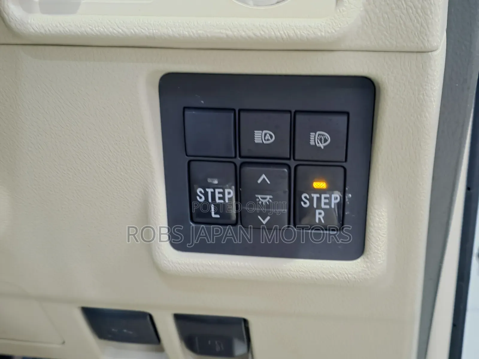 Toyota Land Cruiser Prado 2.7 2020 White
