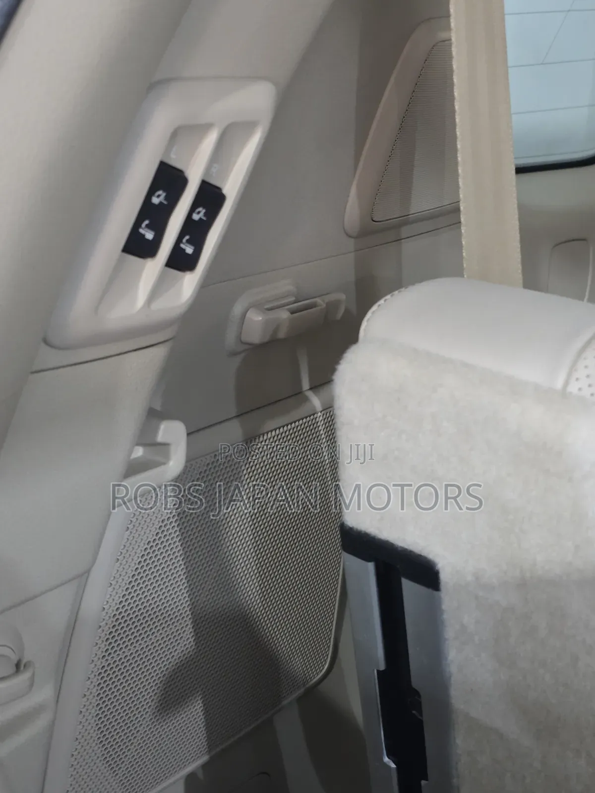Toyota Land Cruiser Prado 2.7 2020 White
