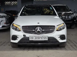 Mercedes-Benz GLC-Class 2019 Off white