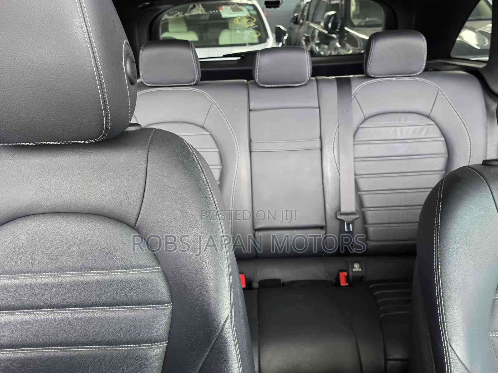 Mercedes-Benz GLC-Class 2019 Off white