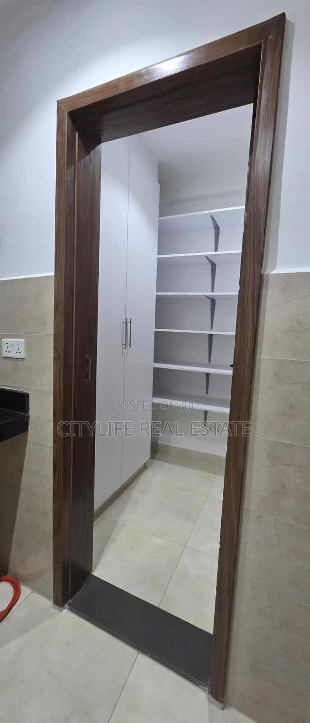 4bdrm Apartment in 3Rd Parklands for rent - thumbnail 9