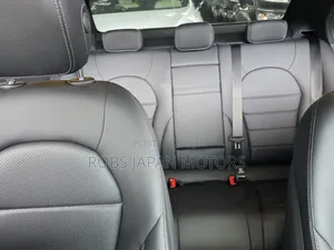 Mercedes-Benz C200 2019 Off white