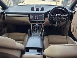 Porsche Cayenne Base AWD 2019 Blue