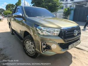 Toyota Hilux 2014 Beige